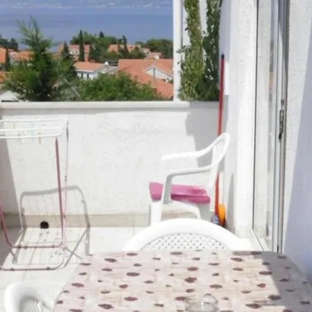 Apartment Amber Supetar